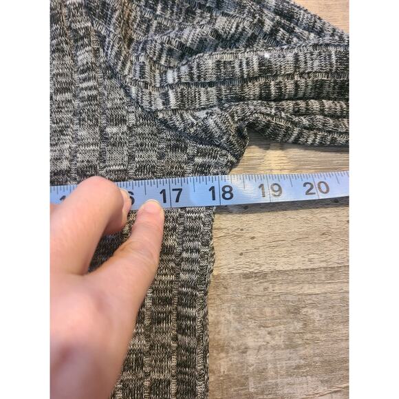 Chenault small women's static grey lightweight sweater - Picture 6 of 7